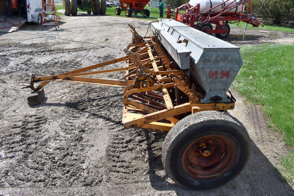 Minneapolis Moline 10' Grain Drill, Grass Seeder, 6" Spacing, Low Rubber, Manual Lift