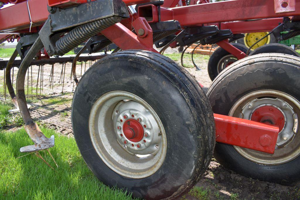 Case IH 4300 Field Cultivator, 27.5', 3 Bar Harrow, Walking Tandems, SN: JAG0625794