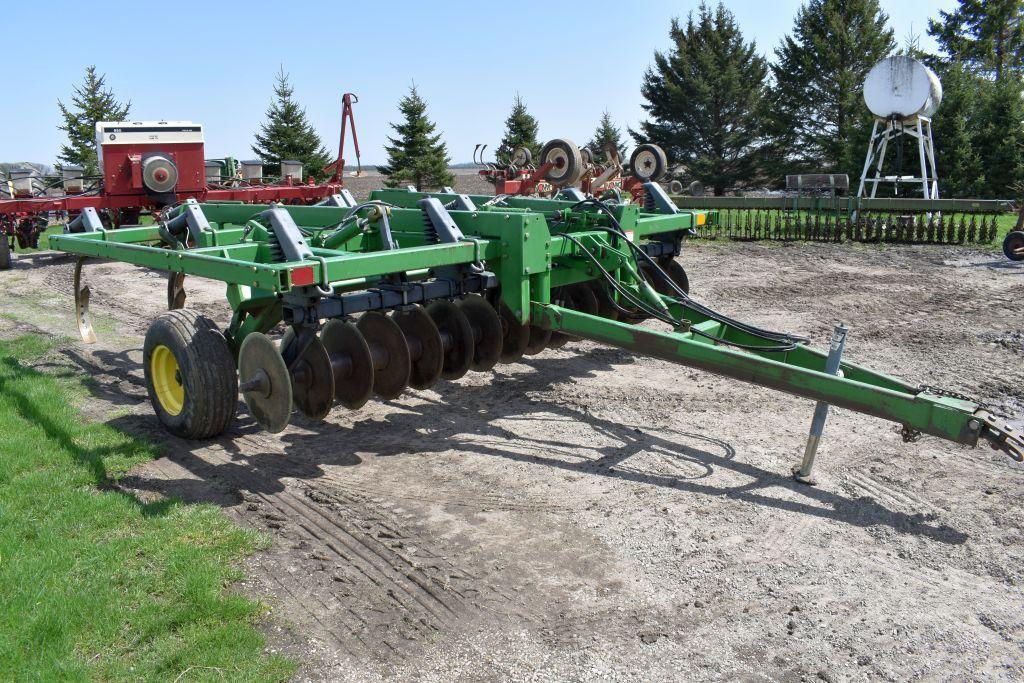 John Deere 714 Disk Chisel Plow, 9 Shank, 12', Buster Bar, Depth Control, SN: X001835