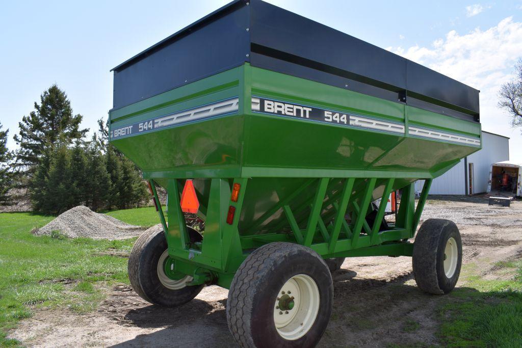 Brent 544 Gravity Flow Wagon, 425/65R22.5 Tires, Rear Brakes, Light Kit, Sight Glass, Chute Light,