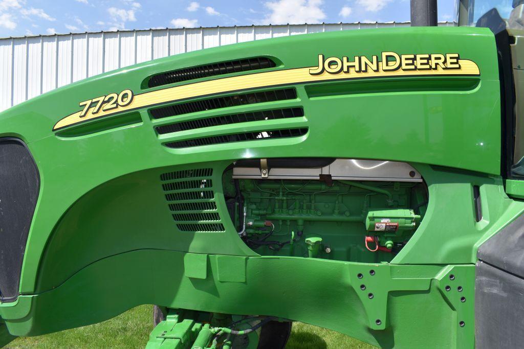 2004 John Deere 7720 2WD Tractor, 3054 Actual 2nd Owner Hours, Left Hand Reverser, 20 Speed