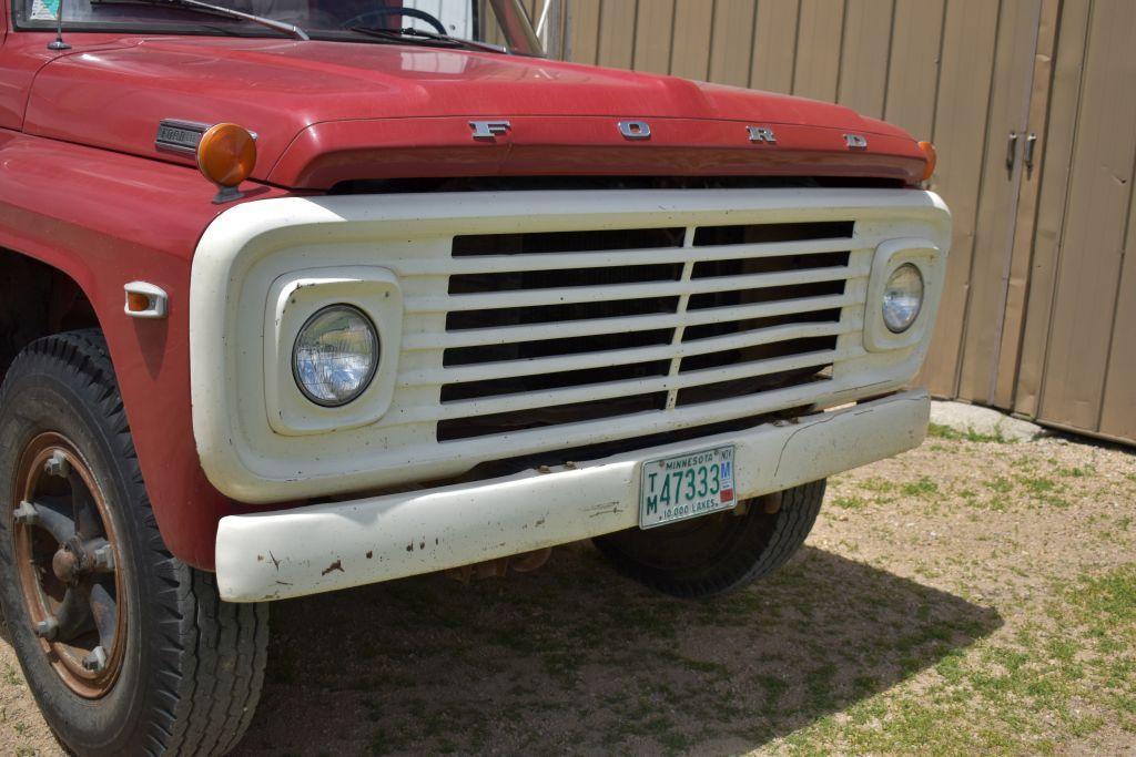 1972 Ford F600 Grain Truck, 35,279 Actual One Owner Miles, Single Axle With Tag, V8 Gas, 4x2