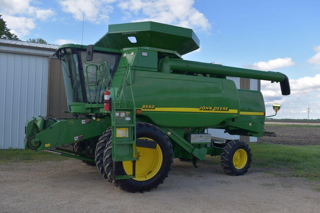 2001 John Deere 9550 2WD Combine, 2234 Separator Hours, 3388 Engine Hours