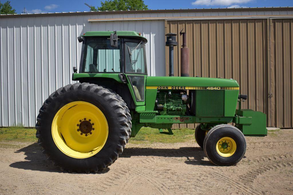 John Deere 4640 2WD Tractor, Quad Range, 3353 Hour showing engine, 1000PTO, 3 Hydraulics, 3pt.