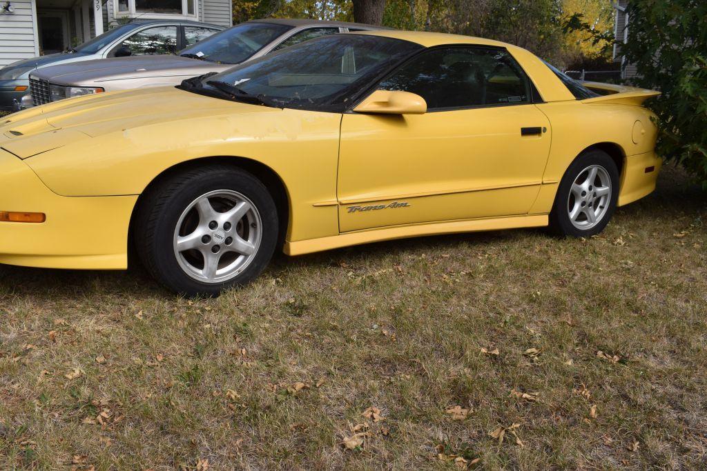 1993 Pontiac Trans AM Car, 5.7L V8, Automatic, 186,240 Miles Showing, PW, PL, AM/FM CD