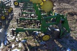 John Deere 825 Row Crop Cultivator, 6 Row 30", Stabilizer Disc, Rolling Shields, 3 Pt.,