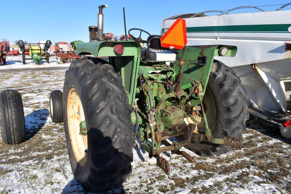 Oliver 1600 Tractor W/F, 540 PTO, 3pt., 3 Speed, r