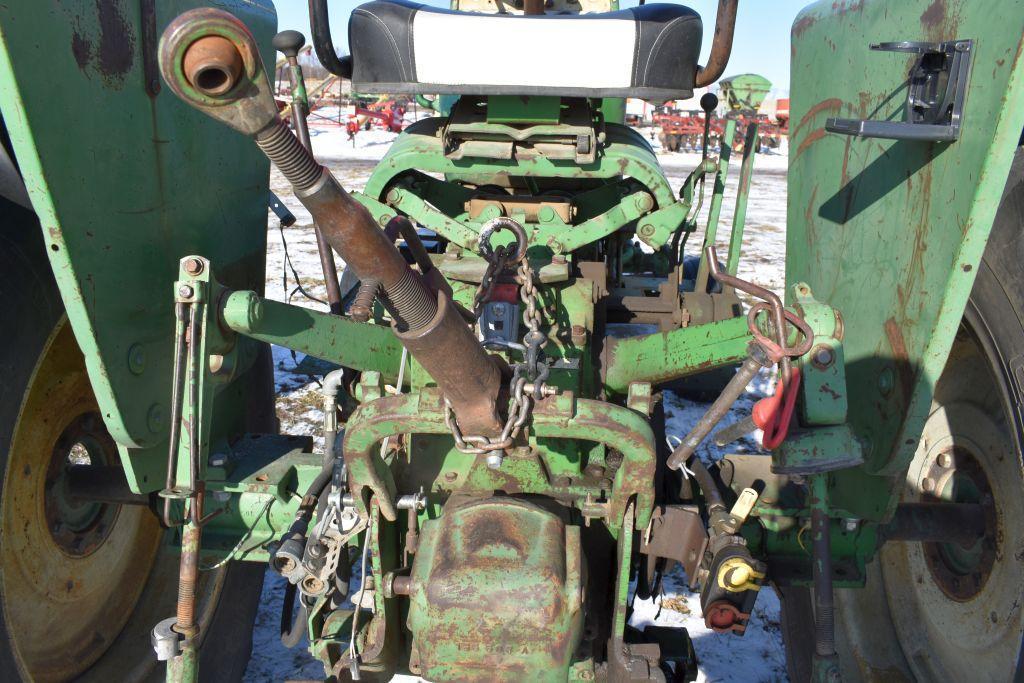 Oliver 1600 Tractor W/F, 540 PTO, 3pt., 3 Speed, r