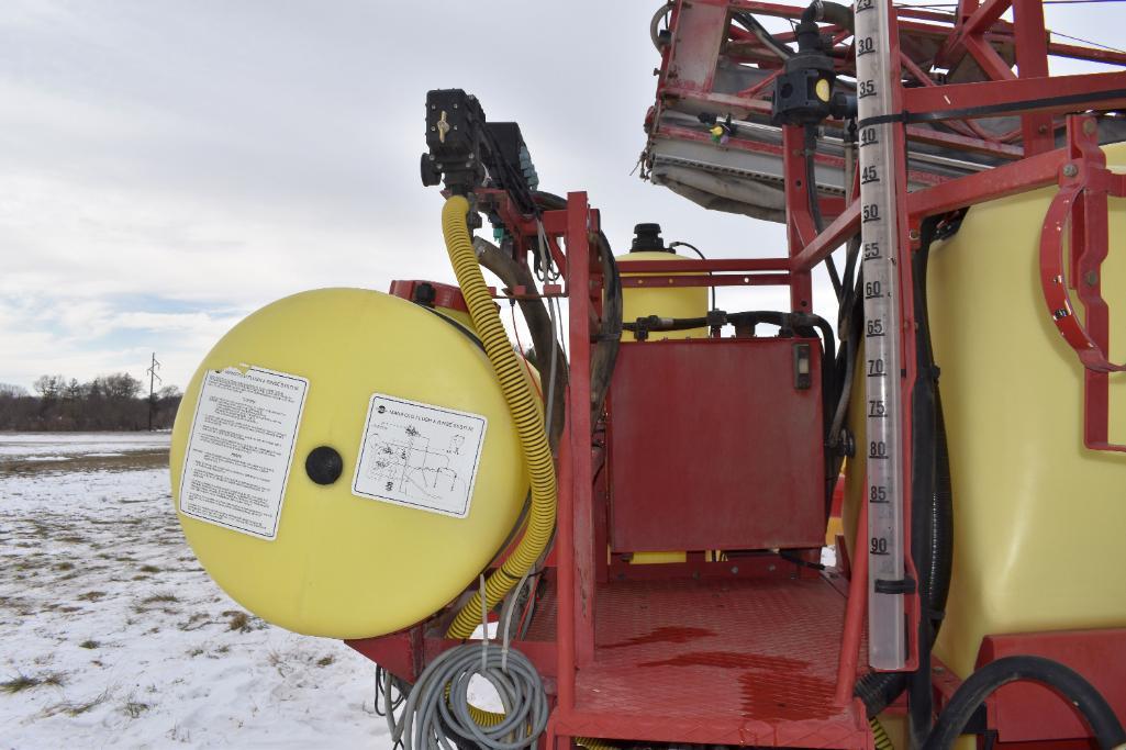 Hardi NAV950 Pull Type Crop Sprayer, 950 Gallon,