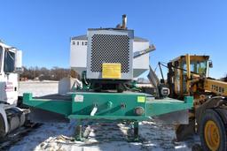 2010 Behnke 24 Ton Fertilizer Tender Semi