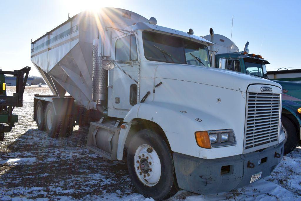 2000 Freightliner Fertilizer Tender Truck, Will