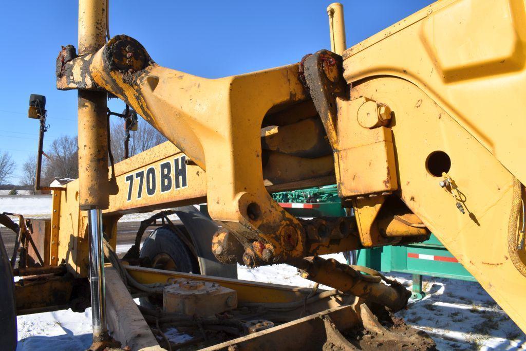 John Deere 770-BH Articulated Motor Grader,14'Mol