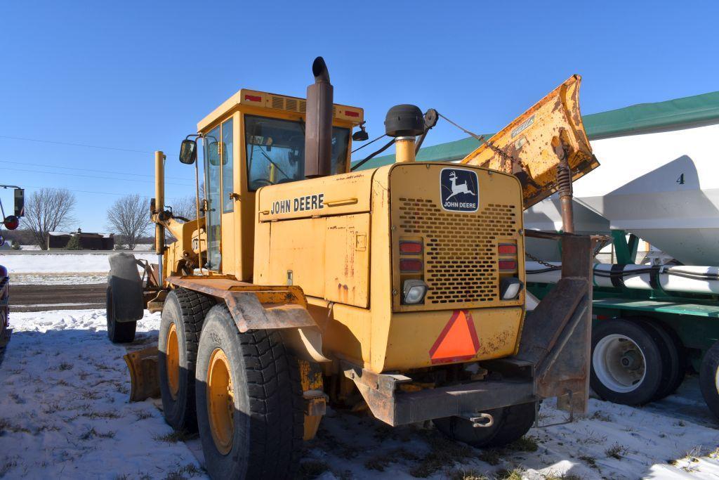 John Deere 770-BH Articulated Motor Grader,14'Mol