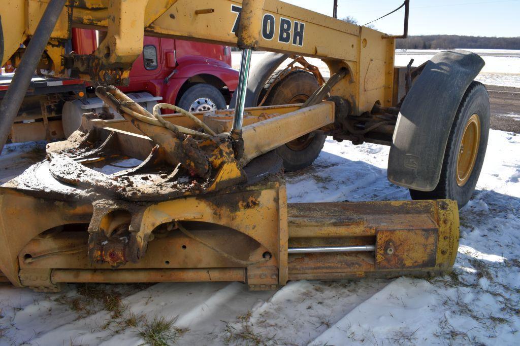 John Deere 770-BH Articulated Motor Grader,14'Mol