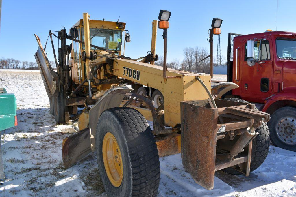 John Deere 770-BH Articulated Motor Grader,14'Mol