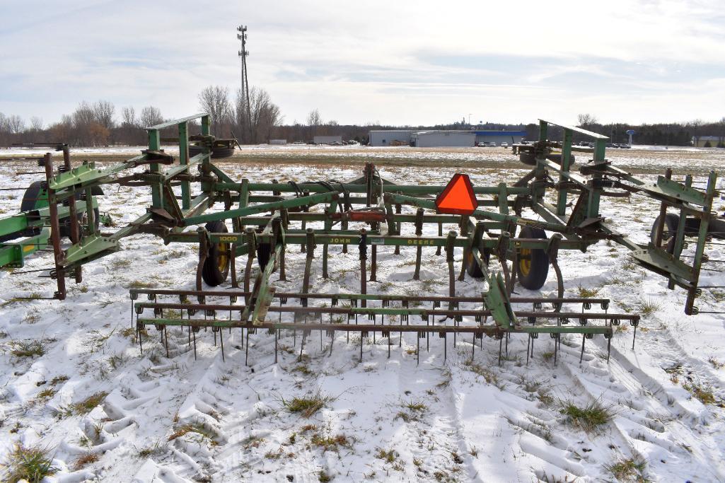 John Deere 100 Field Cultivator, 18',