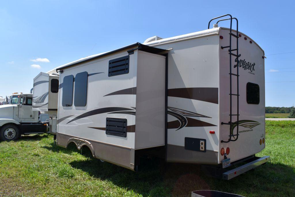 2014 Cedar Creek 5th Wheel Travel Trailer