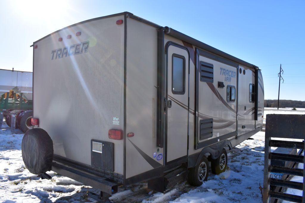 2016 Tracer Air ultra Lite Travel Trailer, 23' Ple