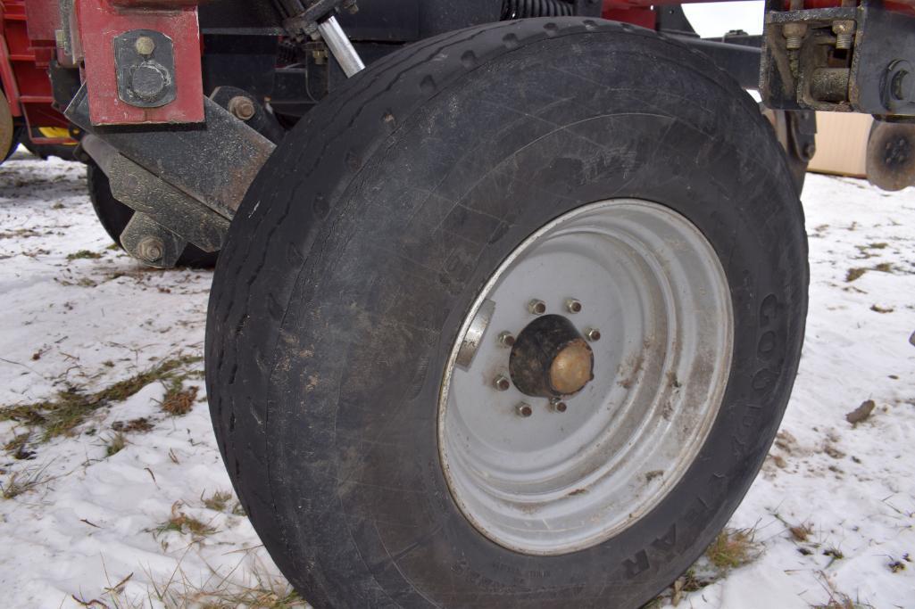 Case IH 730C Ripper, 7 Shank, Lead Shanks, Double