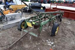 John Deere 3 x 14's Plow, Hydraulic Lift, No Cyli