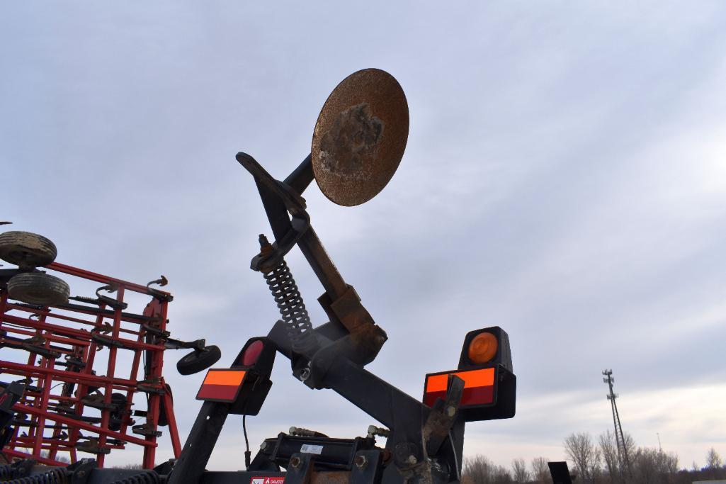 Case IH 730B Ripper, 7 Shank, Double Disc Front,