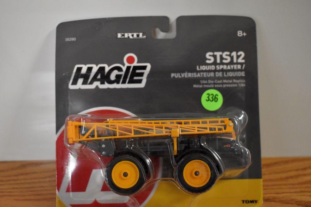 Ertl Hagie STS12 Sprayer on Card, 1/64