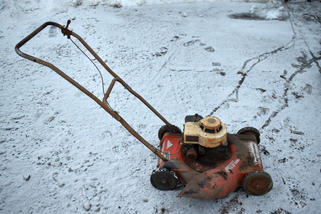 Vintage Allis Chalmers Push Mower, B&S Engine Free, 19" Deck, ID No. 1690386 003636