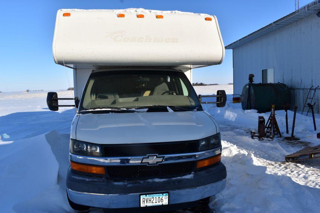 2003 Chevrolet Coachmen Freedom 16' Motorhome, 6.0 L V8 Gas, 94,801 Miles, Kitchen, Bath, Roof