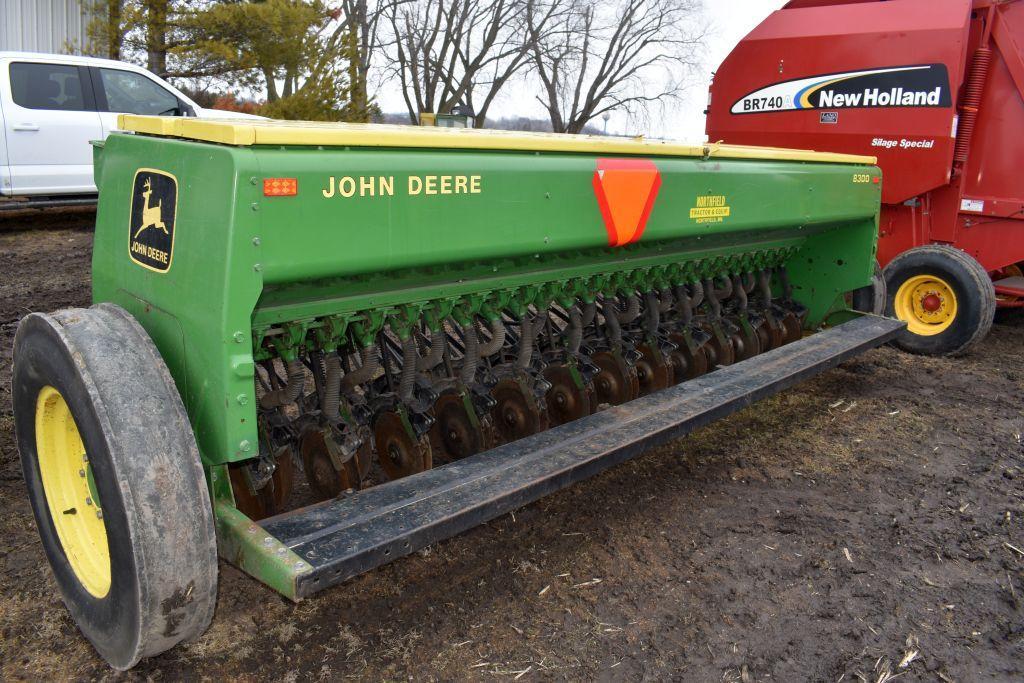 John Deere 8300 Grain Drill with Grass Seeder, 13'x6", SN N08000X053571