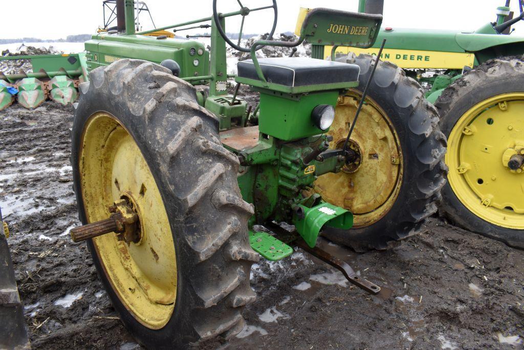 John Deere B Style Tractor, Electric Start, 11.2x38 Tires, Aux. Hyd., SN Unlegible, Motor Free,