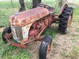 40's Ford 9N, gasoline, 3 pt., pto (salvage)