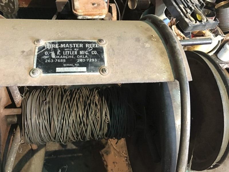 Wire-master reel, gas powered