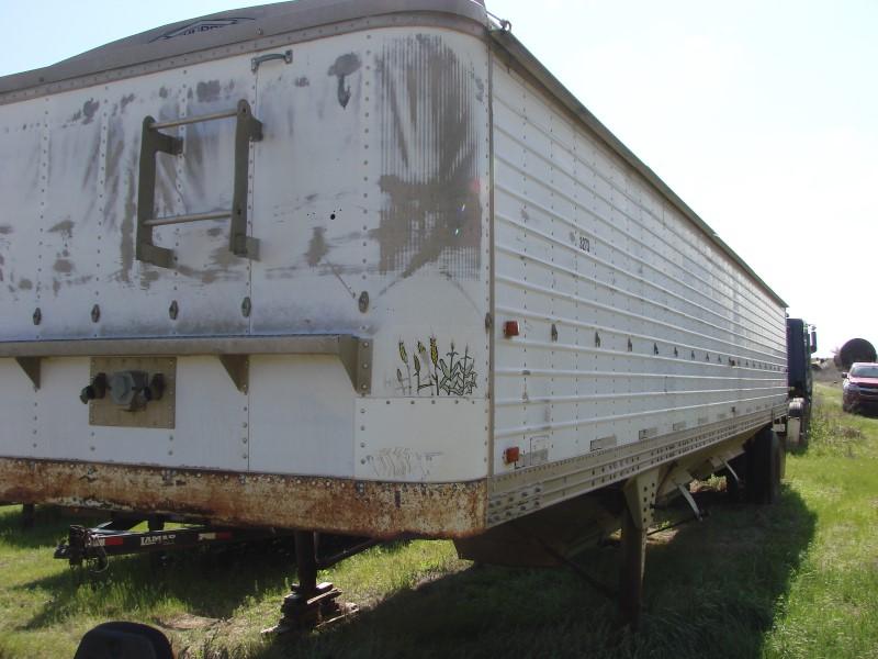 1980 Tempte 40’ grain trailer