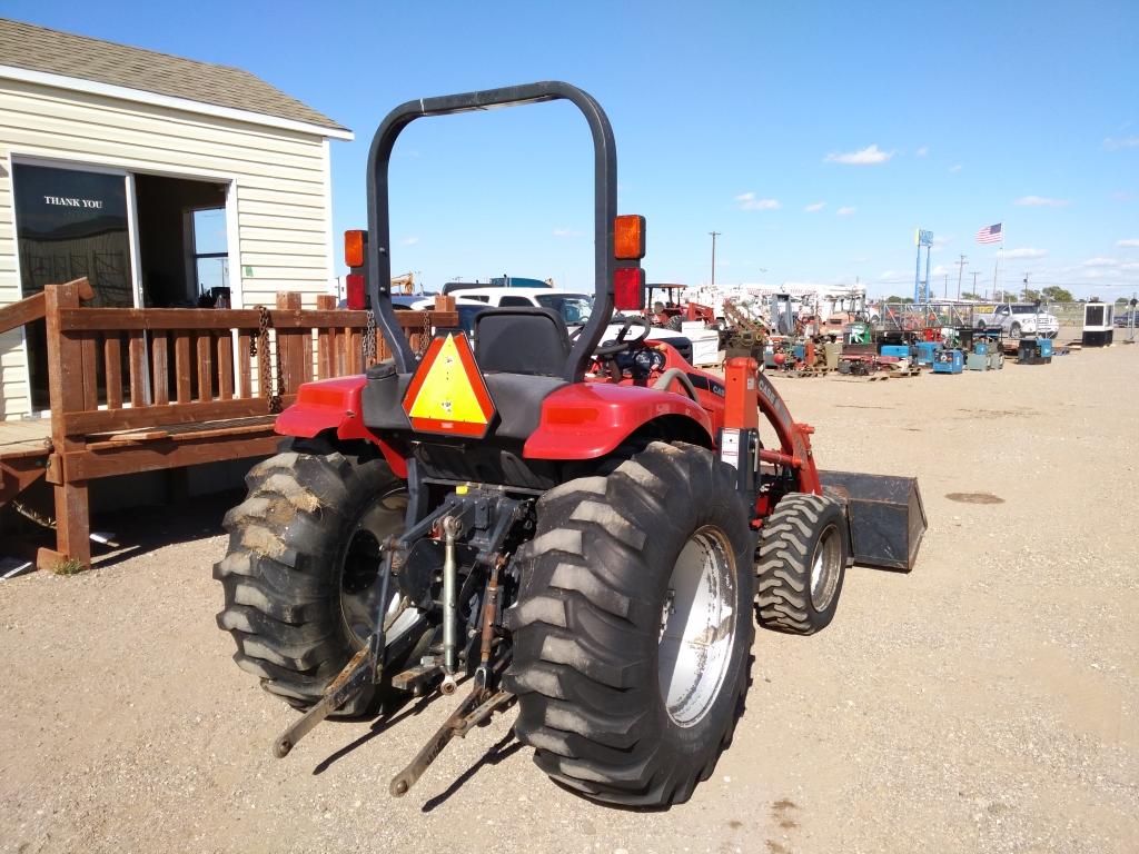 Case D45 Utility Tractor