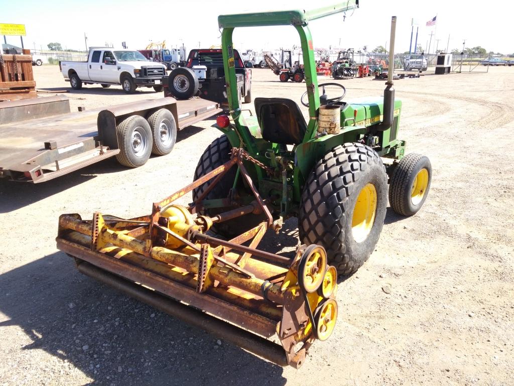 John Deere 750 Utility Tractor