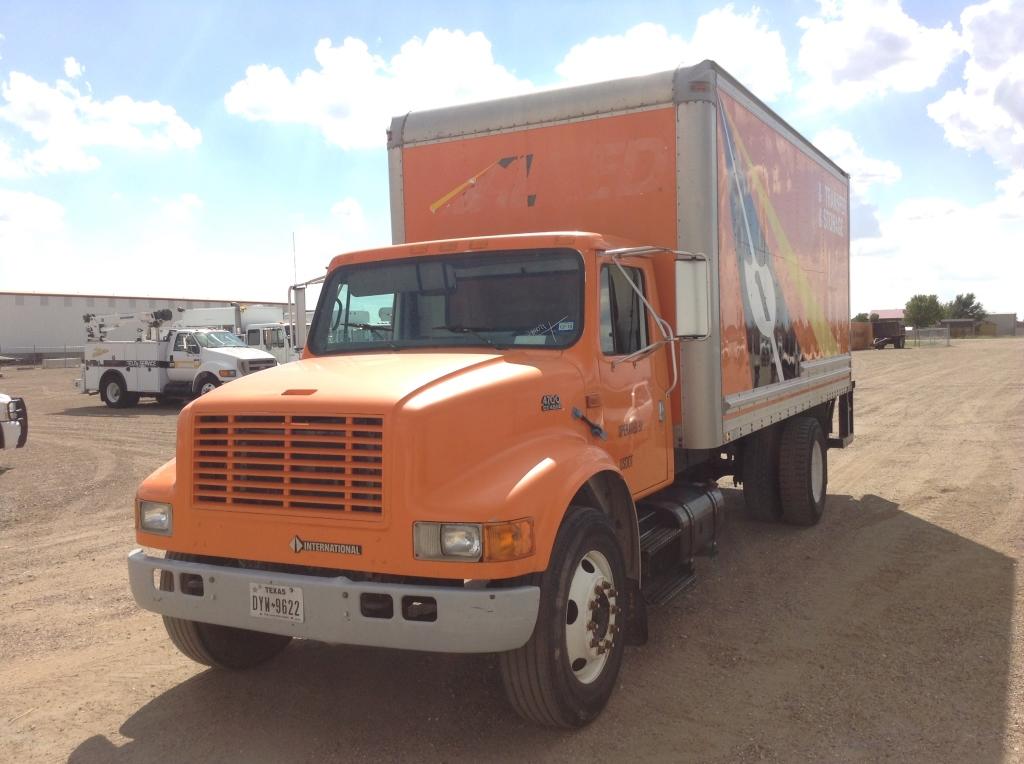 2000 International 4700 Box Truck