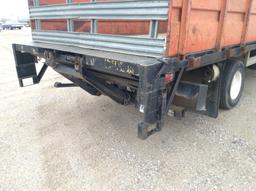 1999 Isuzu Flatbed w/Lift Gate