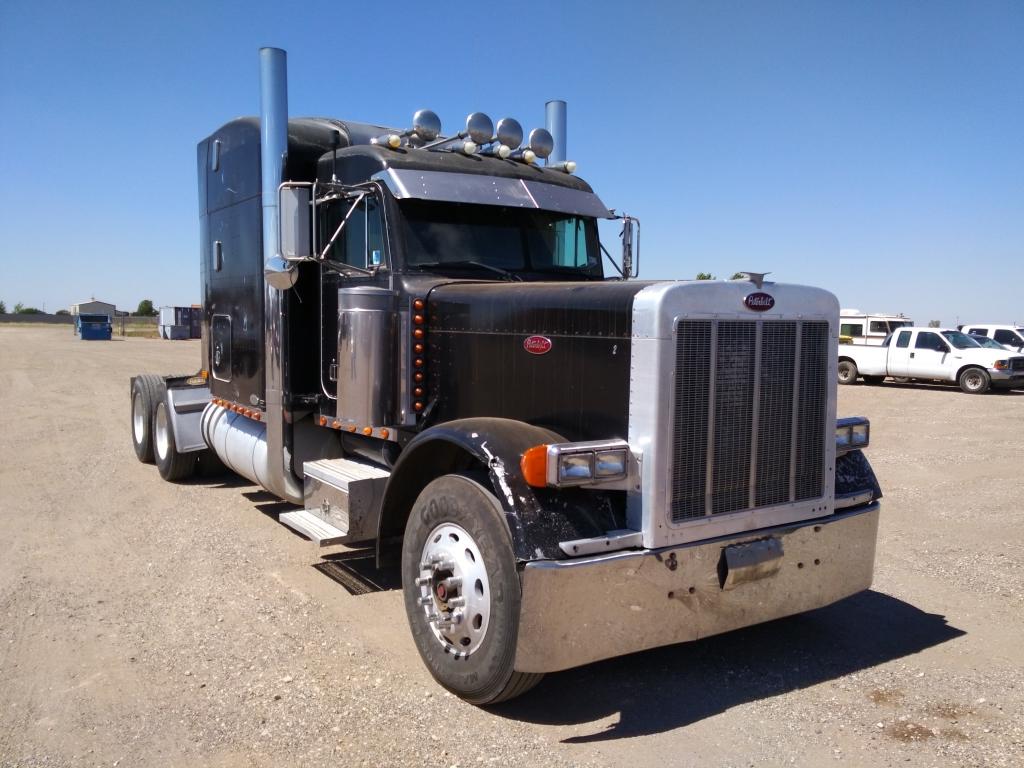 1999 Peterbilt 379 Truck Tractor