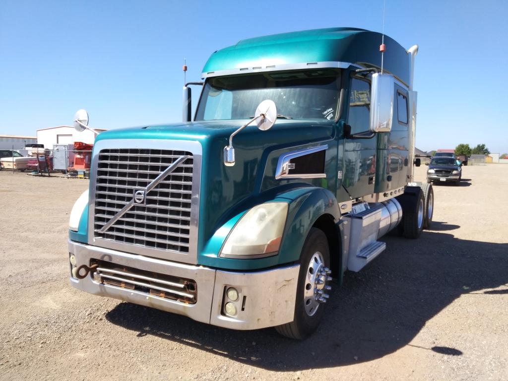 2008 Volvo Sleeper Truck Tractor