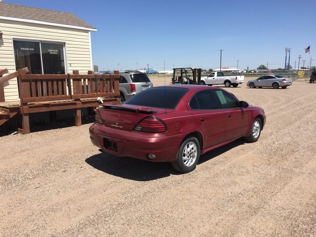 2004 Pontiac Grand Am Sedan Car