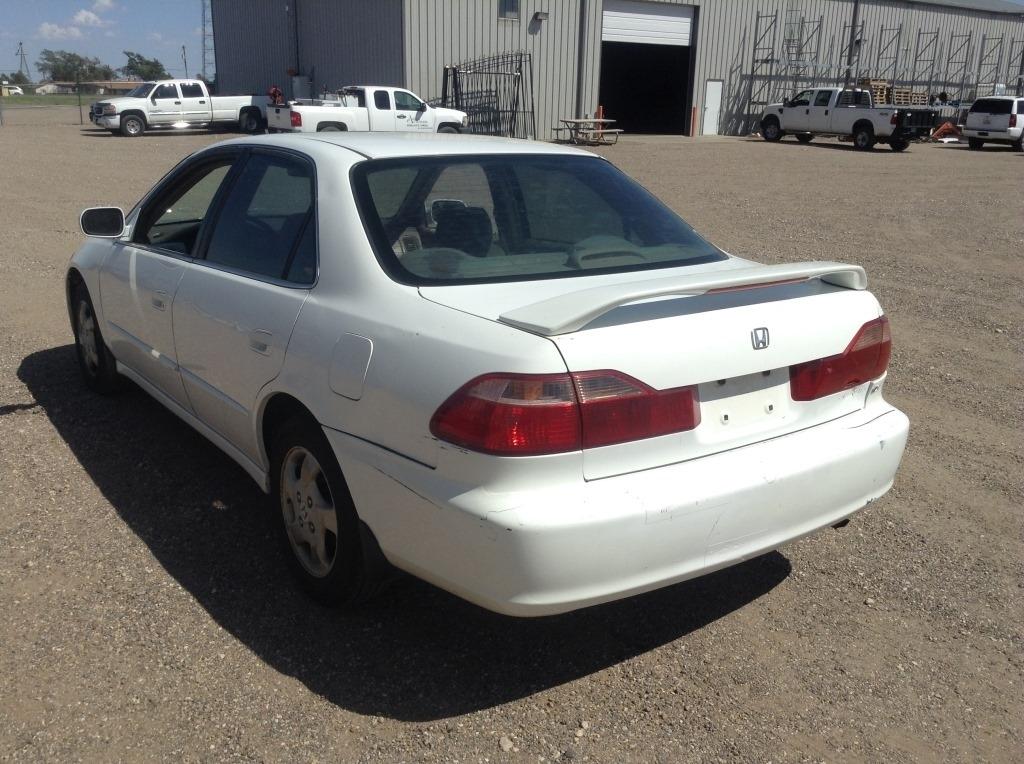 1998 Honda Accord Sedan Car