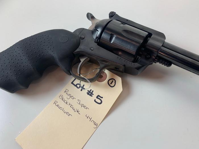 Ruger Mod: Super Blackhawk S/N: 8778068 44 Mag Cal Revolver