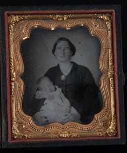 19TH CENTURY DAGUERREOTYPE WOMAN WITH BABY