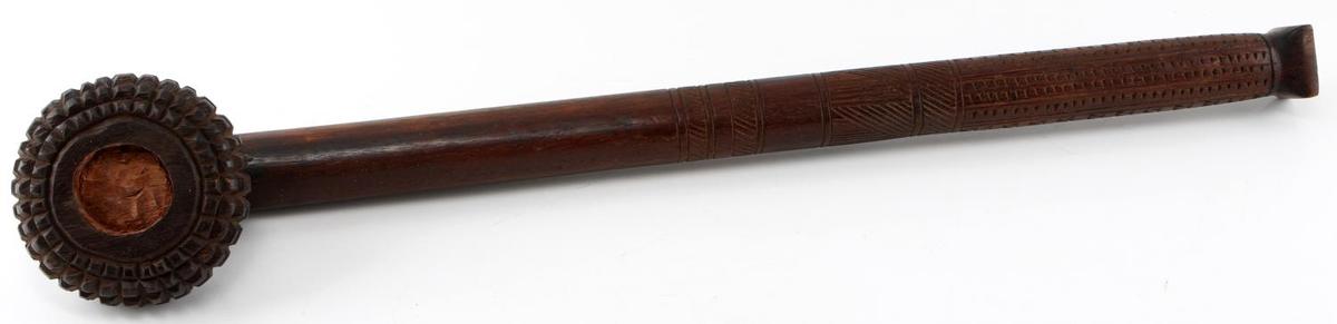 PACIFIC NORTHWEST COAST INDIAN WOOD WAR CLUB