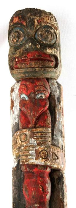 HAND CARVED PAINTED NATIVE AMERICAN WOODEN TOTEM