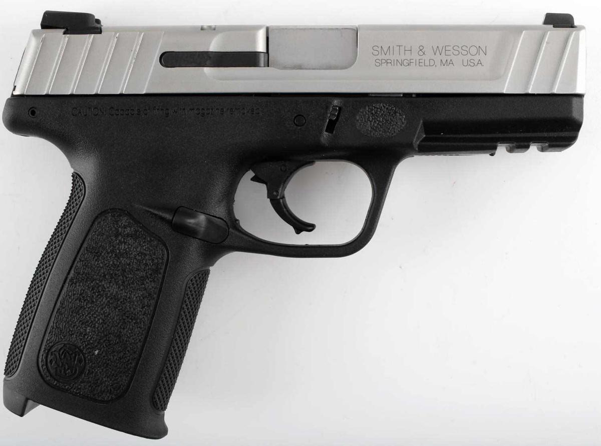 SMITH & WESSON SD9 VE SEMI AUTO PISTOL IN 9MM