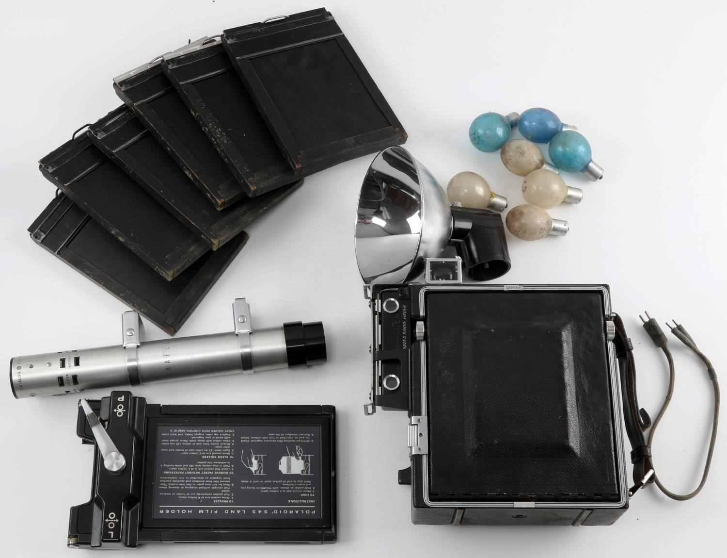 GRAFLEX CROWN GRAPHIC 4X5 PRESS CAMERA OUTFIT