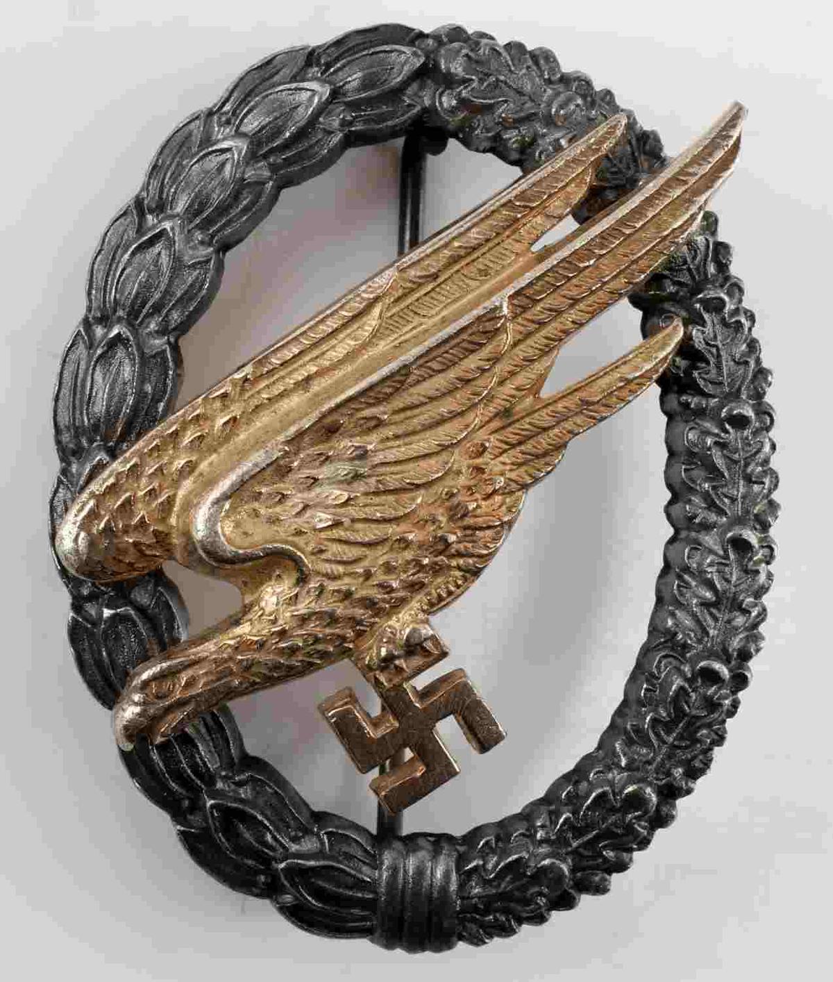 WWII GERMAN FALLSCHIRMJAGER PARATROOPER BADGE