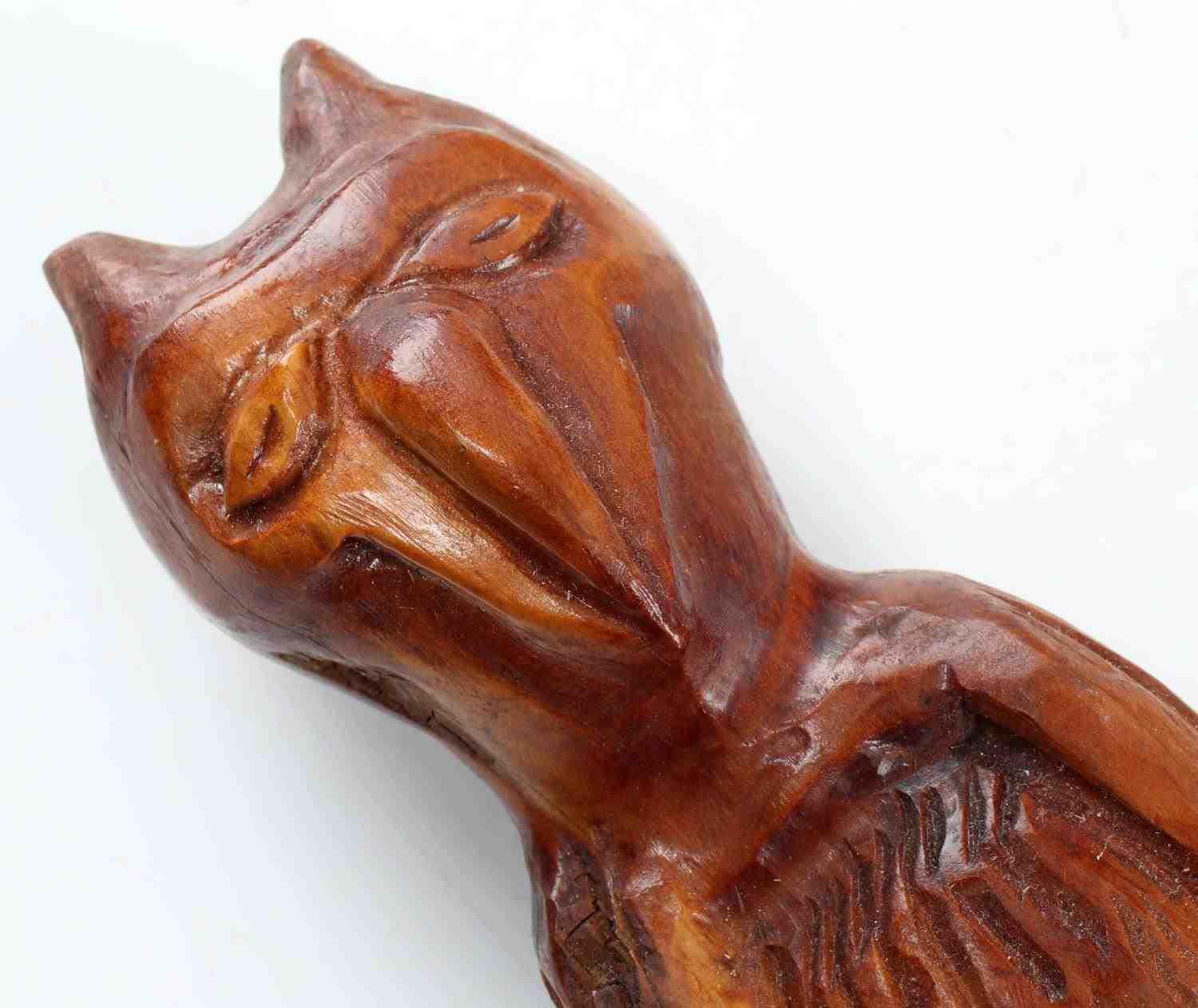 NATIVE AMERICAN HAND CARVED WOOD OWL DAGGER