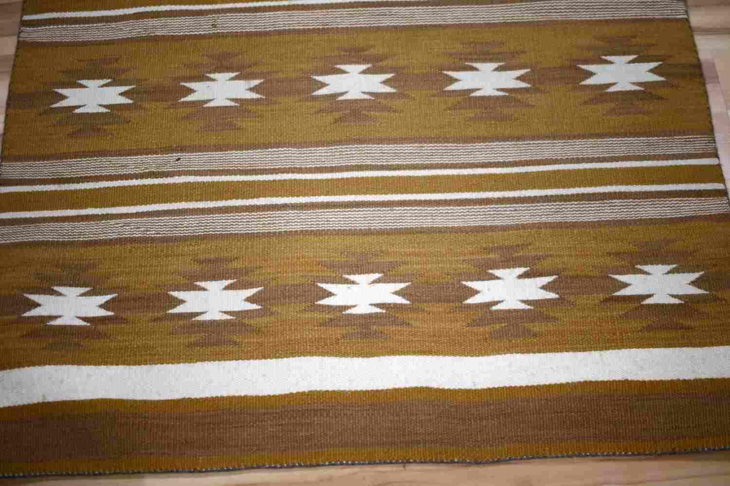 NAVAJO INDIAN EARLY CHINLE SQUASH BLOSSOM BLANKET